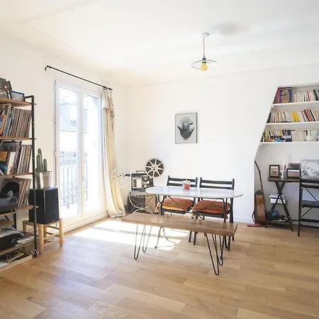 Apartment Bright 65M With Balcony In Paris! *