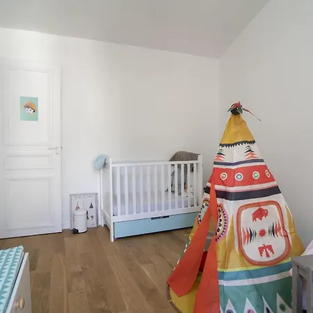 Apartment Bright 65M With Balcony In Paris! *