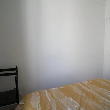 Bright 65M With Balcony In Paris! Paris